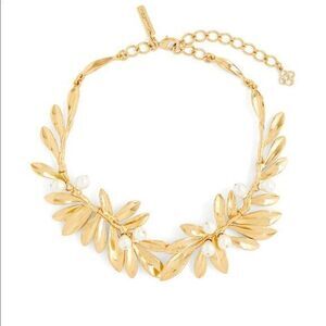 OSCAR DE LE RENTA Gold Leaf Pearl Necklace